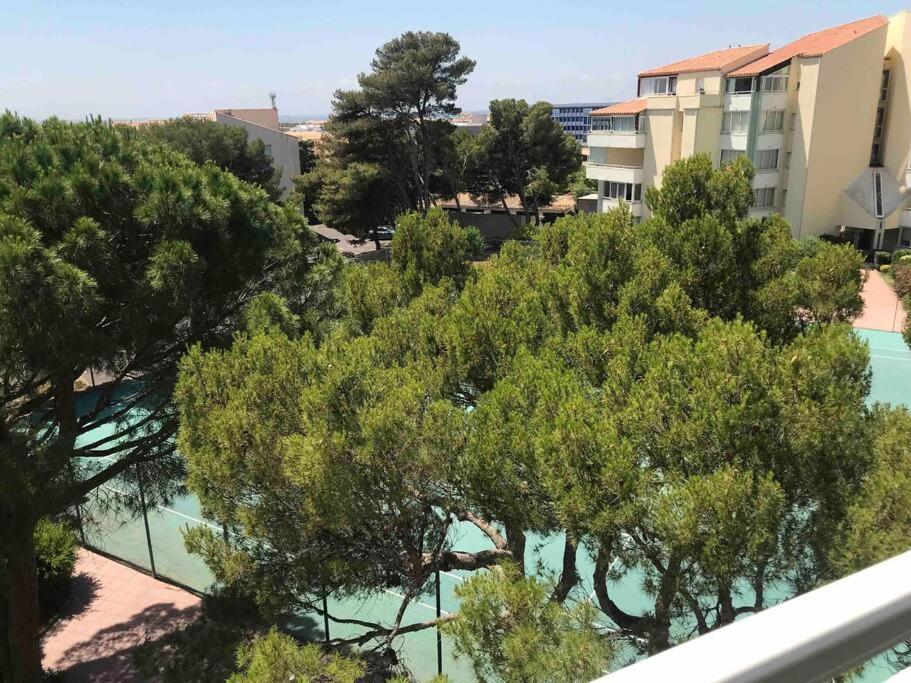 Mer Et Tennis A La Corniche Sète Kültér fotó